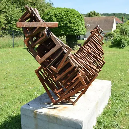 Dans Parc De Sculptures - 